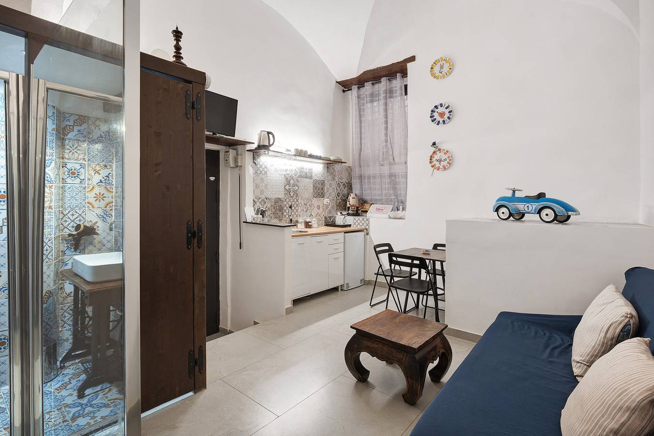Entire apartment, Apartment 'Mamma Napoli Home' with Wi-Fi and Air Conditioning in Naples, Naples Province