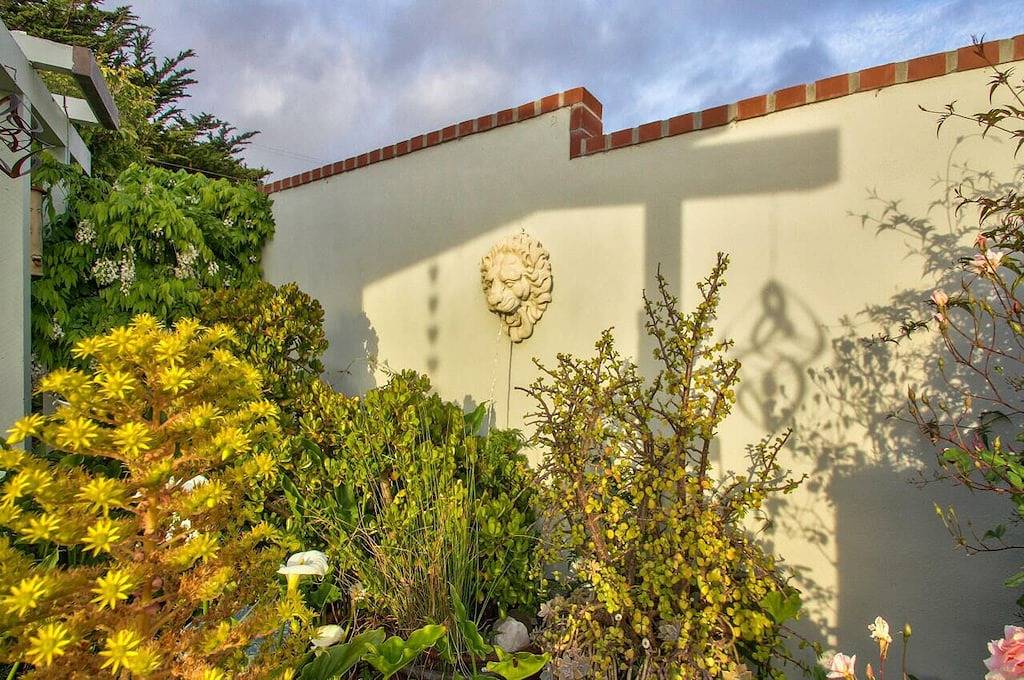 Glamping for 4 People in Monterey County