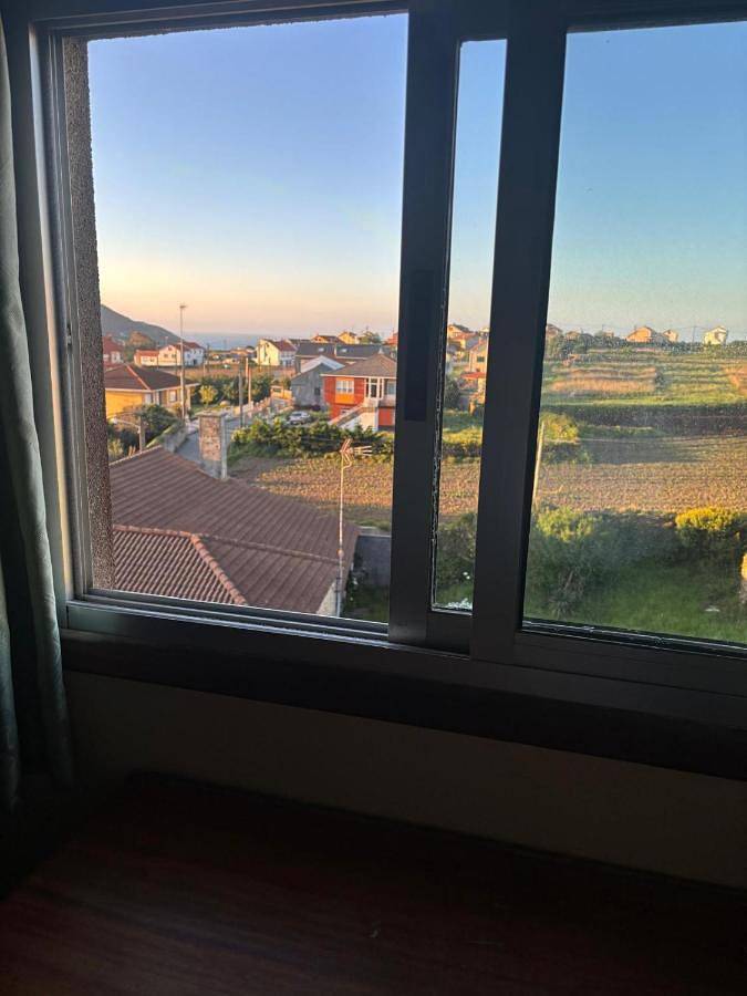 Apartamento para 3 personas, con vistas y jardín, Se admiten mascotas en Malpica de Bergantiños