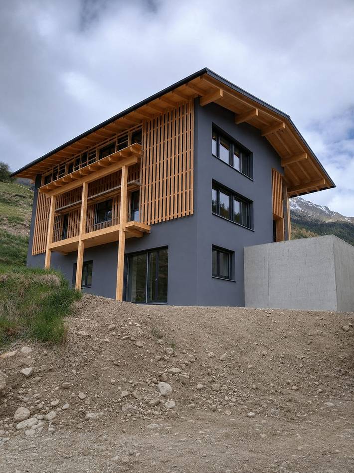 Ferienwohnung für 8 Personen, mit Balkon und Terrasse sowie Garten und Sauna in Kaunerberg