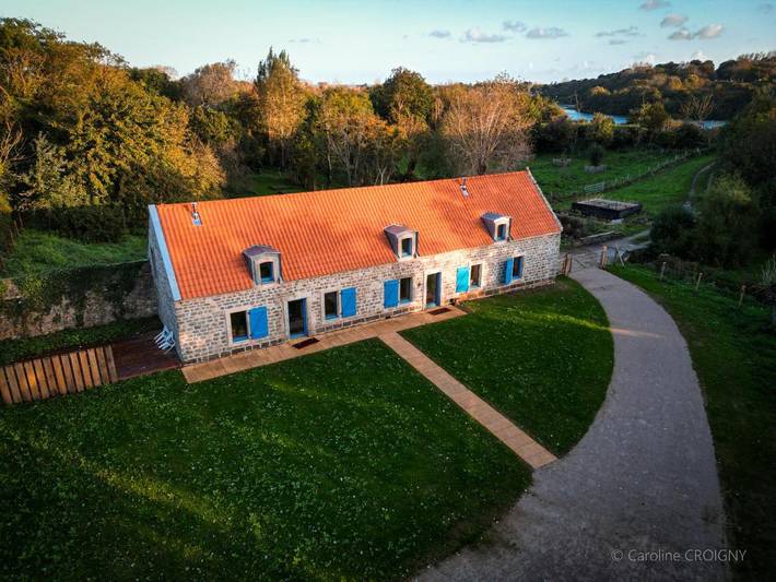 Location de vacances pour 2 personnes, avec Terrasse et Jardin à Tardinghen