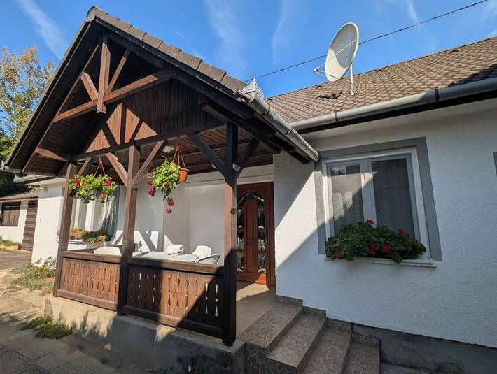 Ferienwohnung für 4 Personen, mit Garten am Balaton