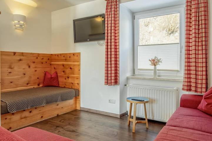 Hütte für 11 Personen, mit Sauna und Garten in Fieberbrunn - 2