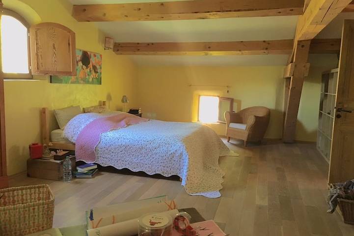 Gîte pour 8 personnes, avec jardin à Vauvenargues - 3