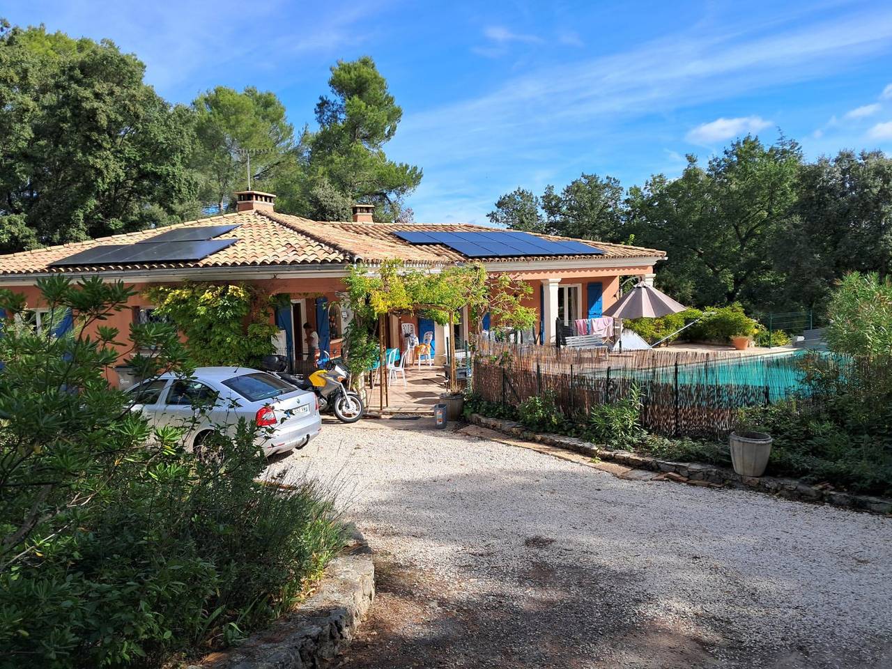 Villa sur 4200 m², grande piscine, aucun vis-à-vis in Flassans-sur-Issole, Région de Brignoles