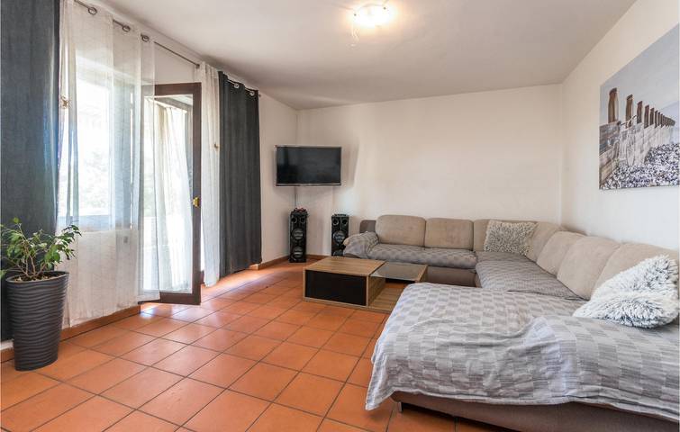 Ferienhaus für 8 Personen, mit Terrasse und Garten, mit Haustier in Sukosan - 3