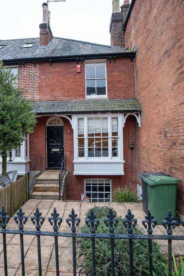 Four-Bedroom House in Winchester, South Downs