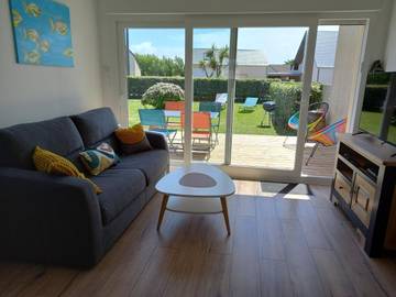 Location de vacances pour 6 personnes, avec jardin à Surtainville