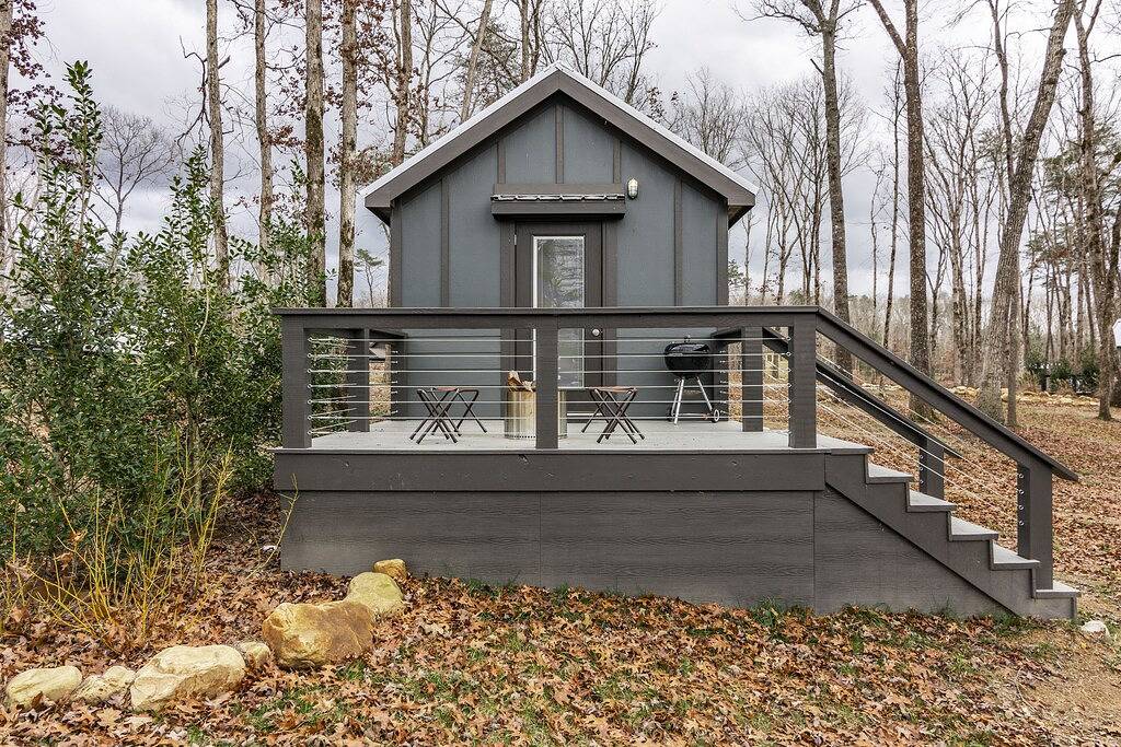 Heavensent Tiny Home @ The Retreat at Water's Edge - Lake Views! in Grundy County