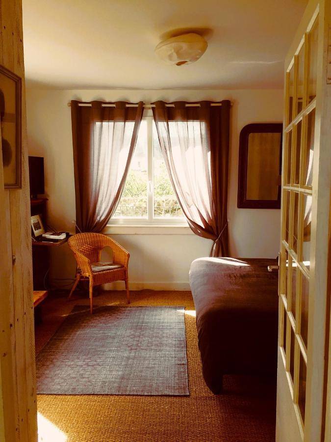 Three-Bedroom Villa in Roscoff, Ceinture Dorée