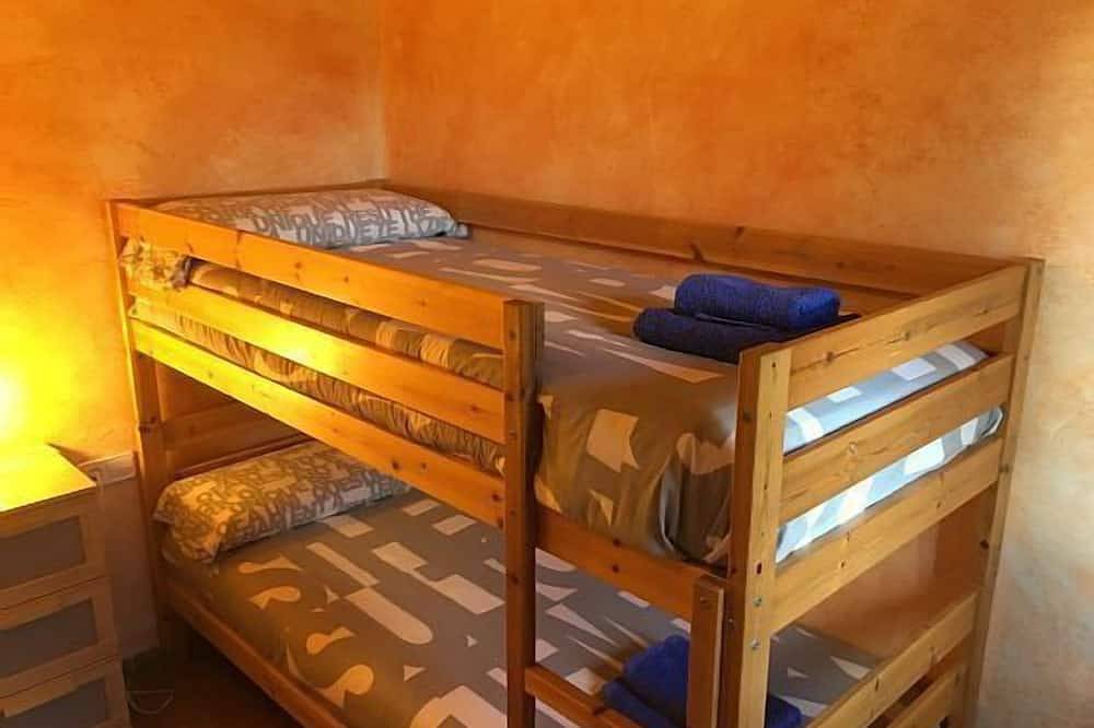 Rural apartment L'Alzina for 4 people in Tavertet, Osona