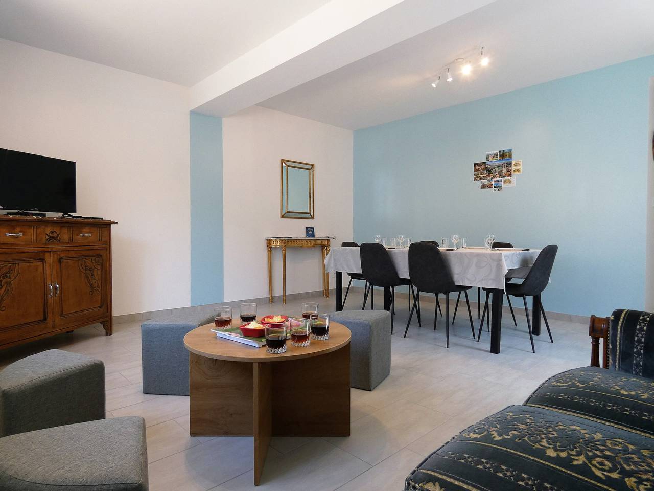 Maison rénovée avec jardin, 3 chambres, à 10 min de Chartres, idéale pour familles et escapades romantiques in Thivars, Région de Chartres