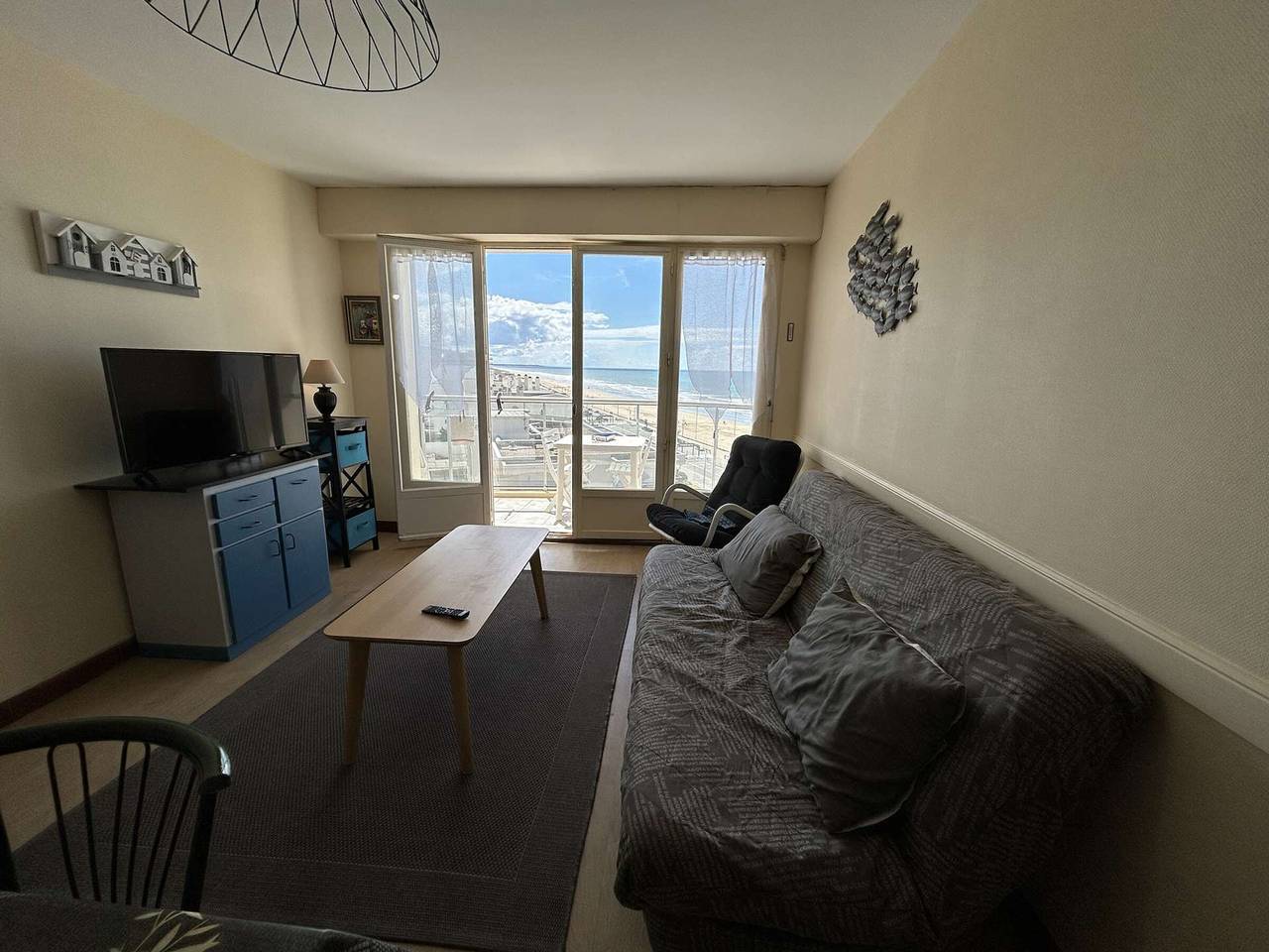 Appartement entier, Appartement face mer avec balcon, 50m plage, 5 couchages, parking, Saint-Jean-de-Monts in Saint-Jean-de-Monts, Vendée