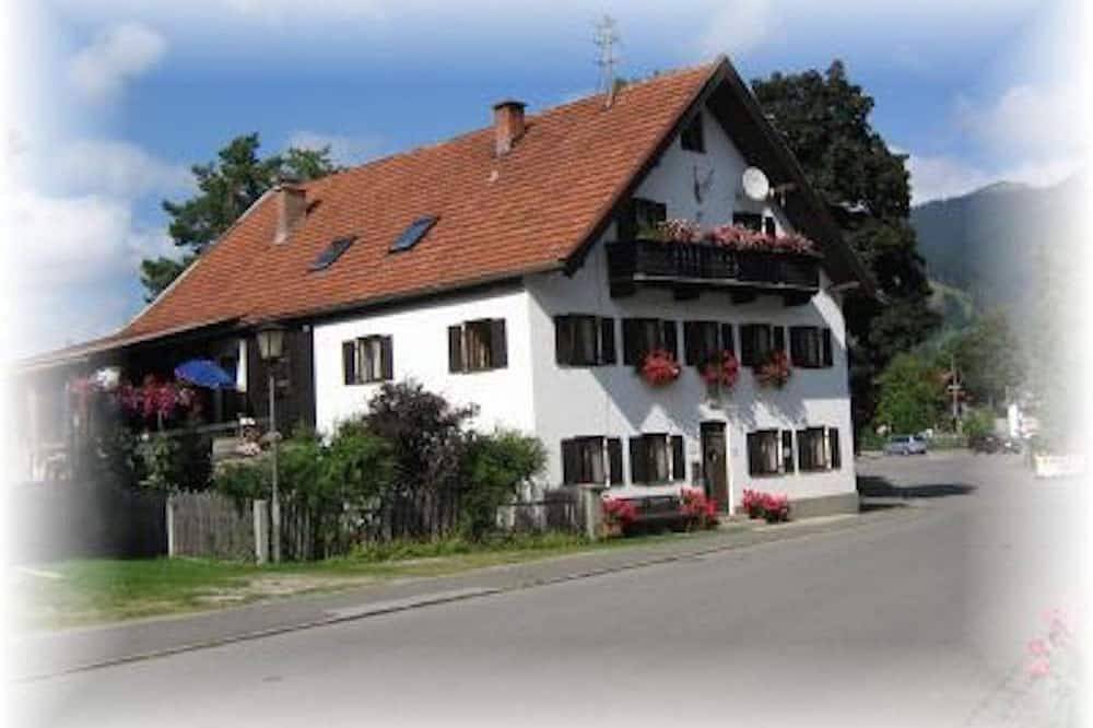 Ganze Wohnung, Doppelzimmer (Nr. 1) - Gästehaus  Daser in Unterammergau, Bayerische Alpen