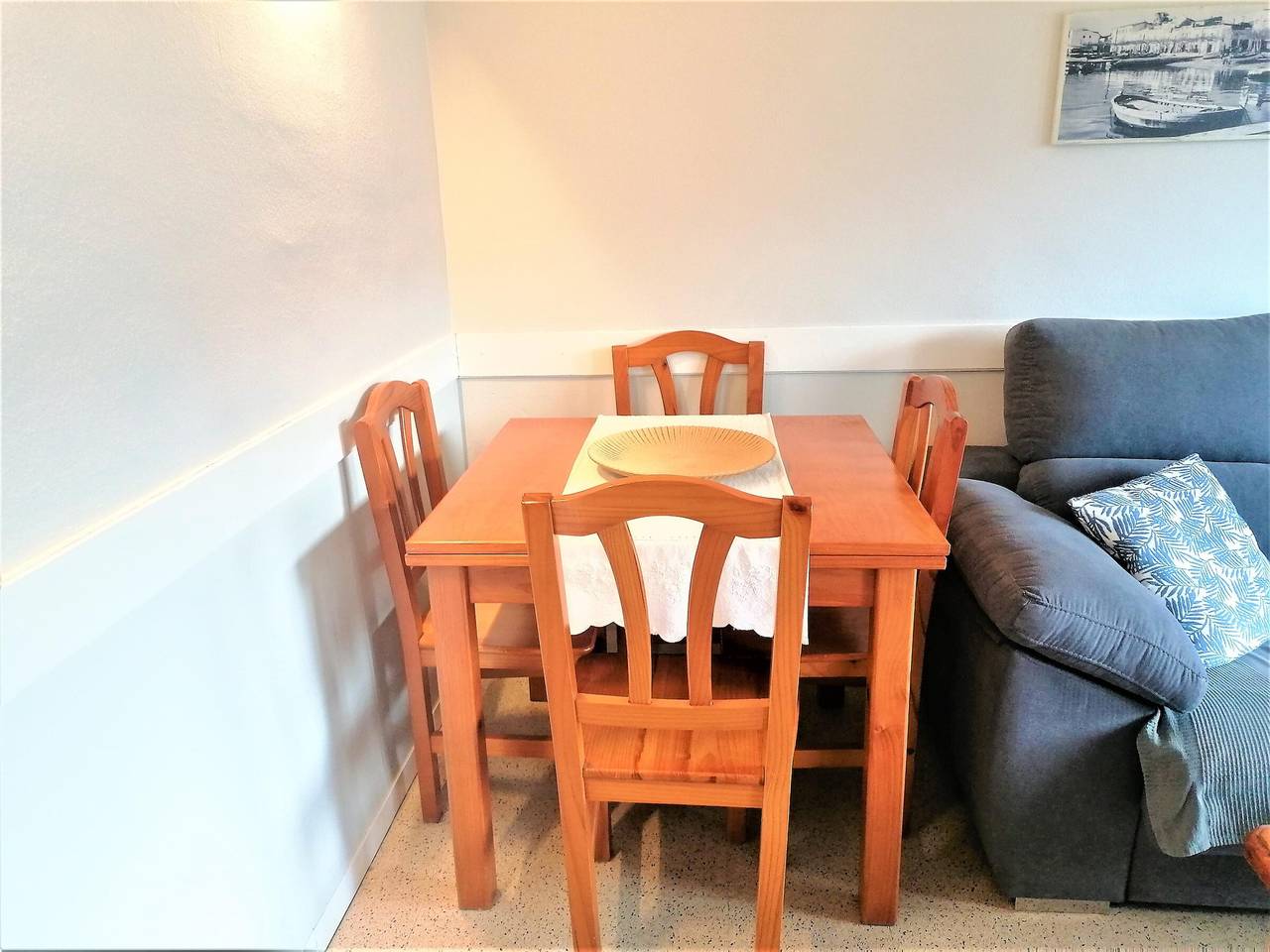 Sunny Retreat with Pool, Near Beaches & Biking Trails in Peaceful Roses, Spain, foto 12