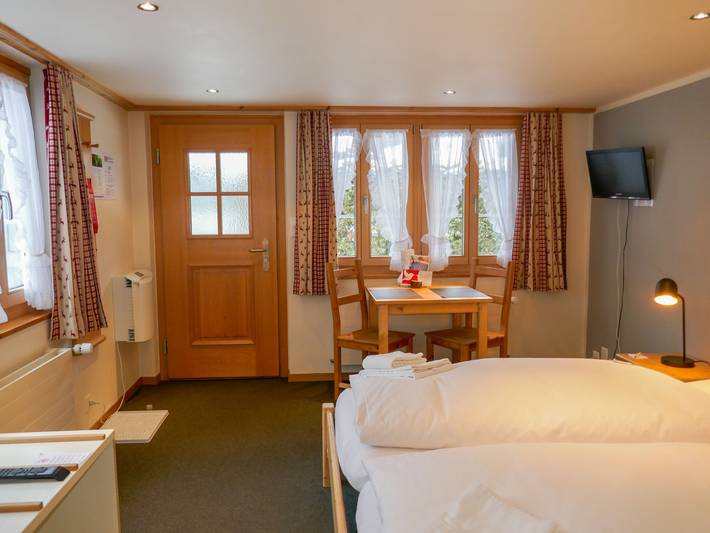Gîte pour 2 personnes, avec terrasse et jardin, animaux acceptés à Grindelwald - 2