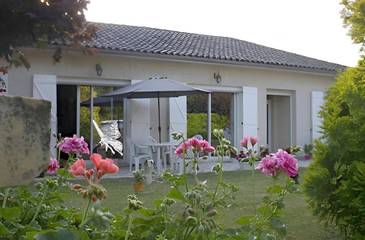 Chambre d’hôte pour 2 personnes, avec jardin à Thégra