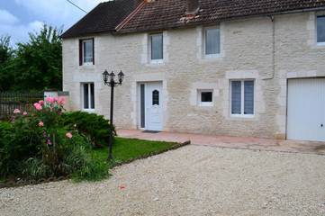 Gîte pour 6 personnes, avec jardin à Les Riceys
