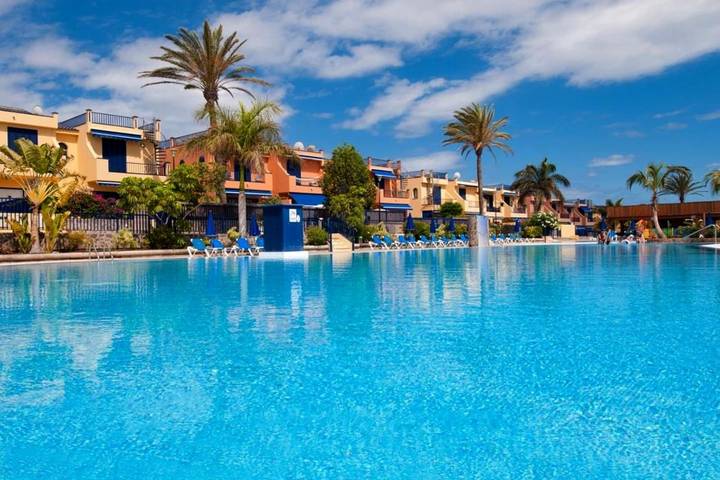 Holiday home for 4 people, with pool and view as well as children pool and garden - 1