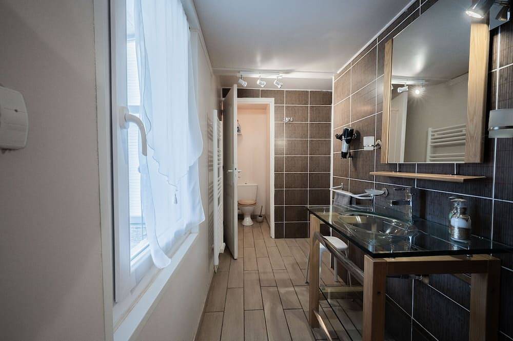 Le Clos des Pradals - Gîte La Treille: vistas a la montaña, terraza privada y Wi-Fi in Banat, Tarascon-sur-Ariège