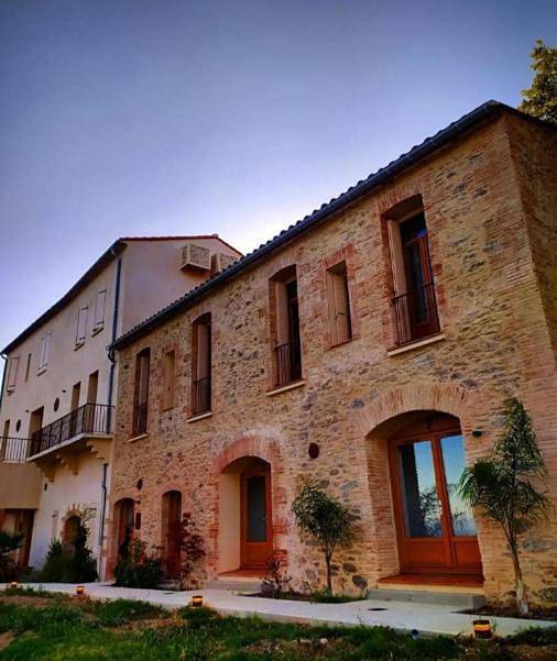 Gîte pour 2 personnes, avec vue ainsi que jardin et piscine à Bélesta - 3