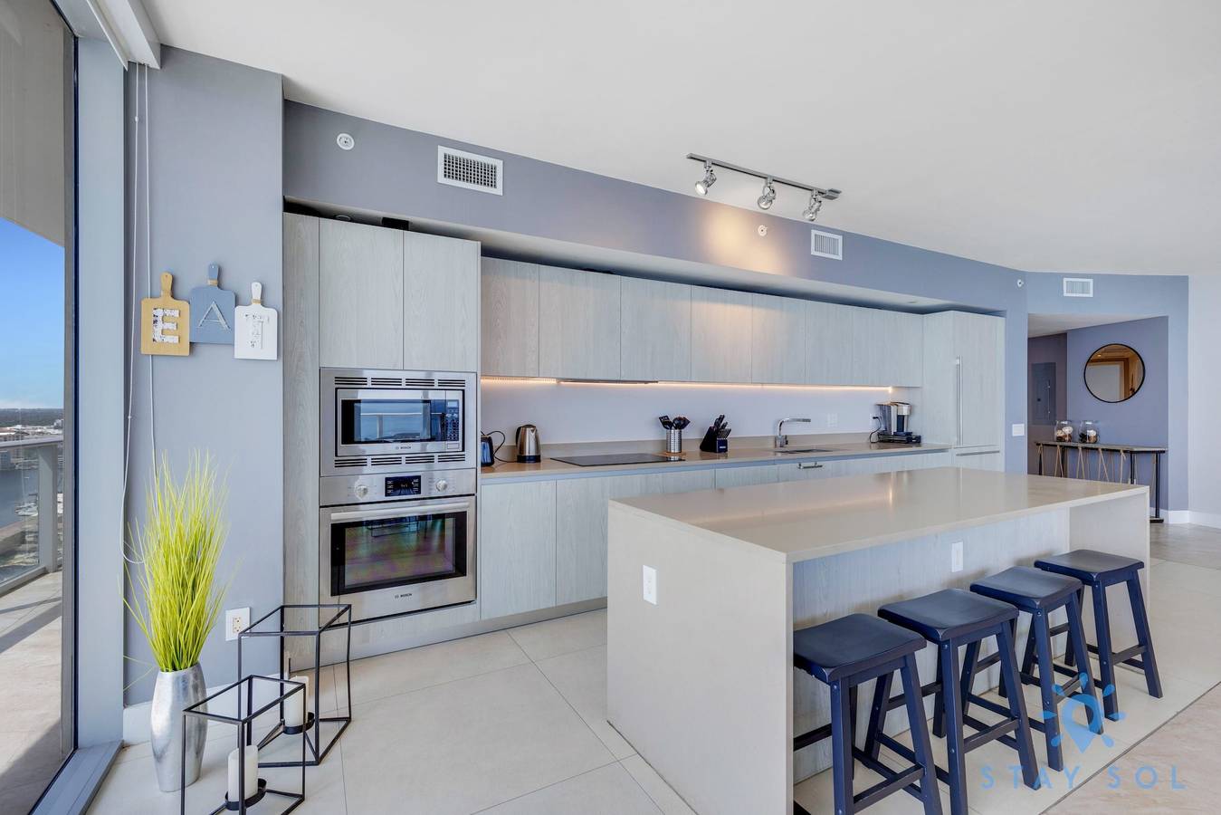 Apartamento entero, Direct Oceanfront Sky Home w Corner Wraparound in Hollywood Beach (FL), Hallandale Beach