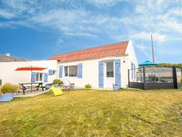 Gîte pour 2 personnes, avec jardin dans Kerfissien