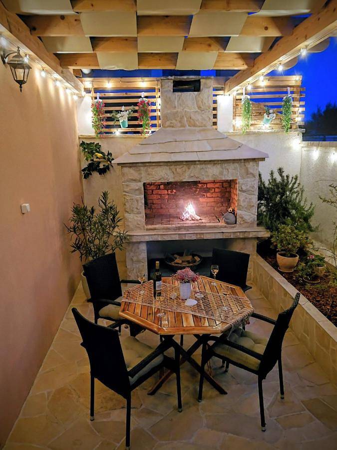 Ferienwohnung für 4 Personen, mit Garten und Whirlpool - 1