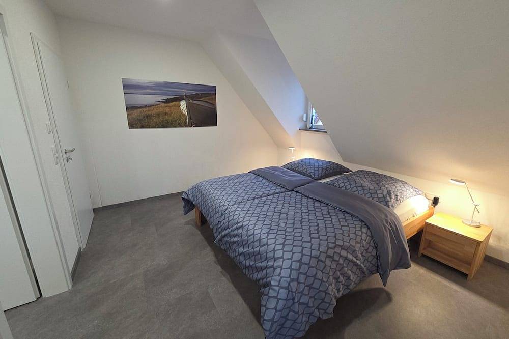 Ganze Wohnung, Komfortable, 2 Zimmer -75m²,  große Ferienwohnung in Margetshöchheim - Zentrum in Margetshöchheim, Fränkisches Weinland