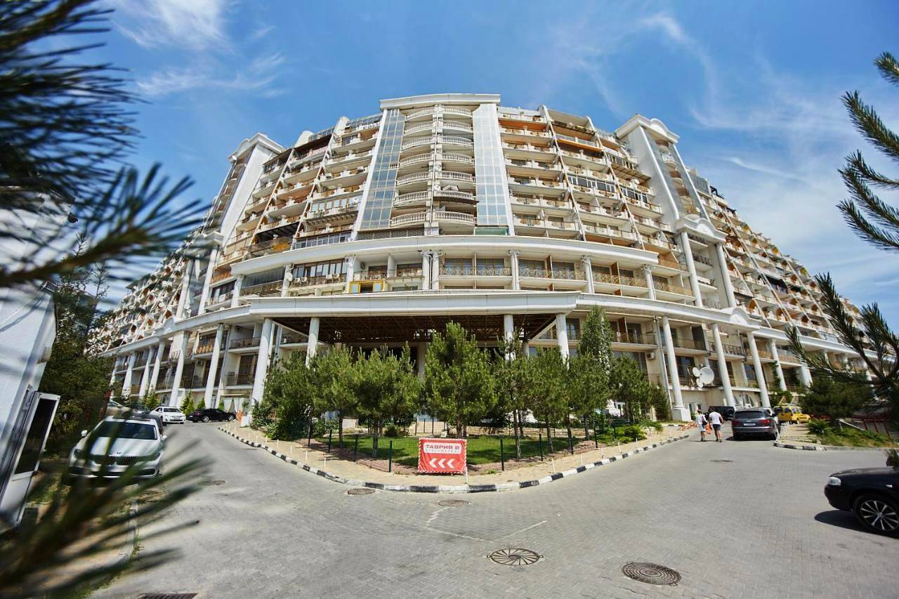Apartamento entero, Deluxe Four-Bedroom Apartment in Odesa, Óblast de Odesa