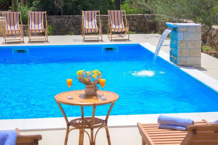 Ferienhaus für 8 Personen, mit Pool - 1