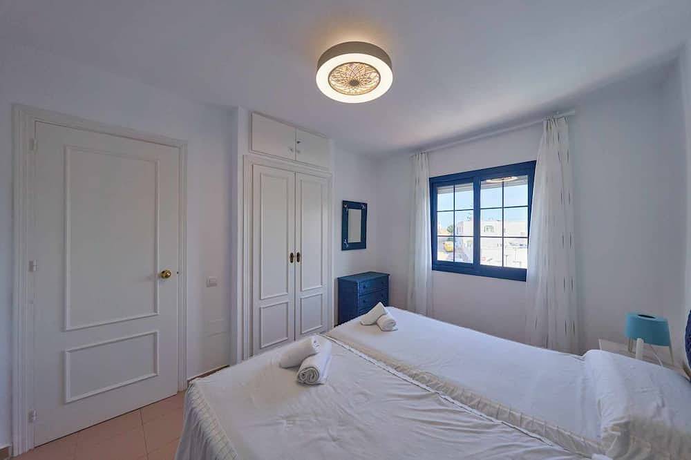 Entire apartment, Apartamento Panoramico Tres Pinos. Piscina in San José (Almeria), Níjar