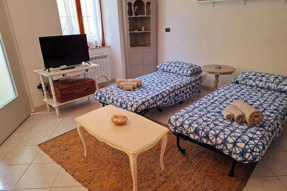 Ganze Wohnung, Sea view apartment between Lerici and Cinque Terre in Pitelli, La Spezia