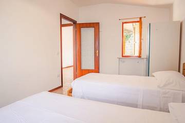 Villa per 6 Persone in Torri del Benaco, Prealpi Gardesane, Foto 4