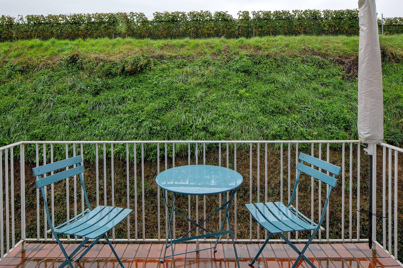 Ganzes Studio, Einzimmerapartment 'Engelsloft' mit Balkon und Wi-Fi in Endingen, Kaiserstuhl
