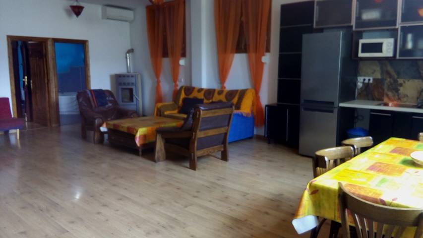 Casa rural para 16 personas, con Balcón y Jardín en Castril - 4