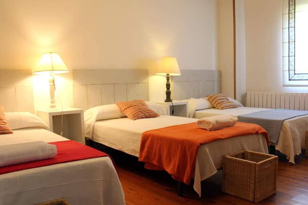 Country House 'Molino El Sotillo' with Private Garden and Wi-Fi in San Martín del Obispo, Saldaña