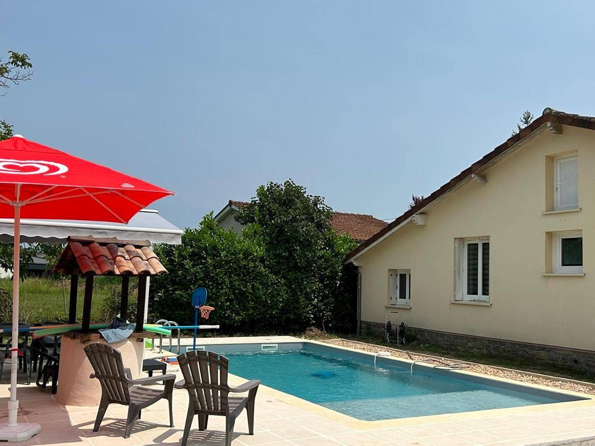 Three-Bedroom Villa in Bretenoux, Lot