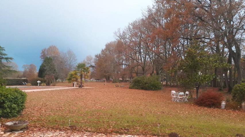Location de vacances pour 2 personnes, avec balcon et vue ainsi que piscine et jardin à Arnage - 4