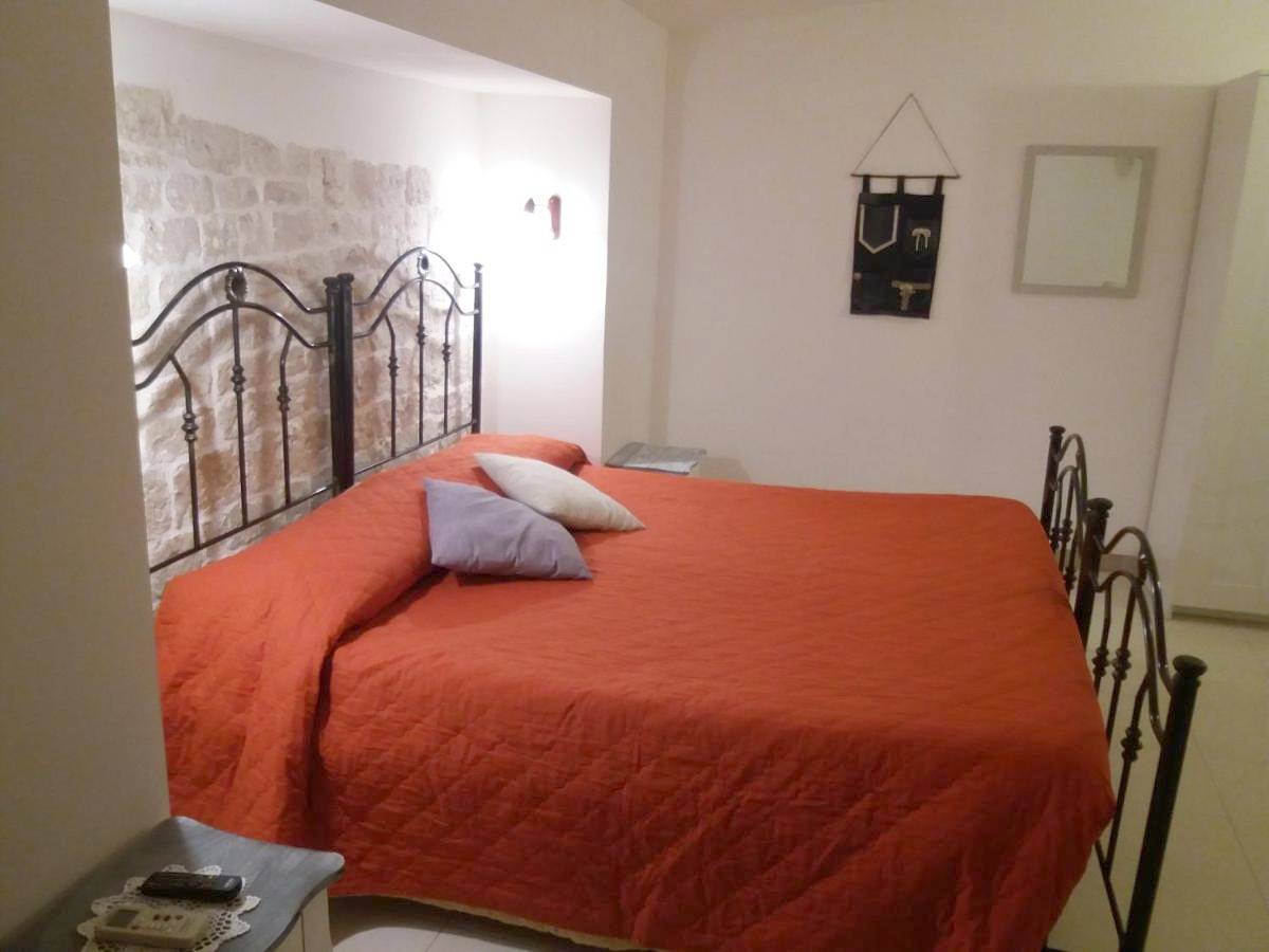 Double or Twin Room with Bathroom in Conversano, Provincia di Bari