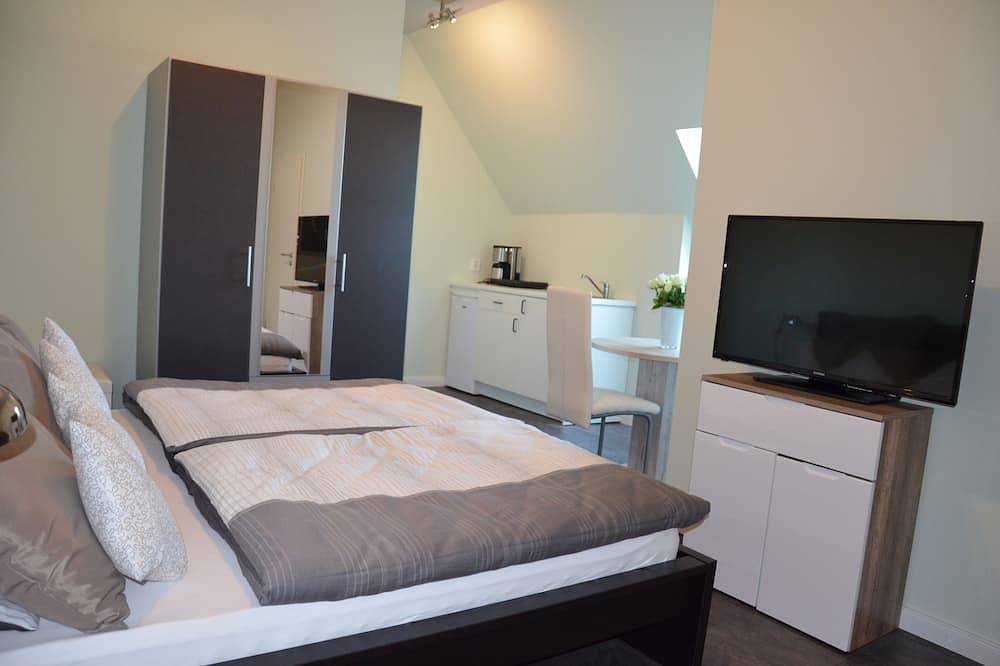 Ganze Wohnung, Neu gebautes Ferienapartment im modernen Landhausstil. 10 min Radweg zum Strand in Krokau, Südliche Ostseeküste