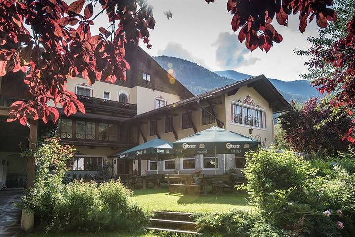 Hotel für 4 Personen, mit Garten und Sauna