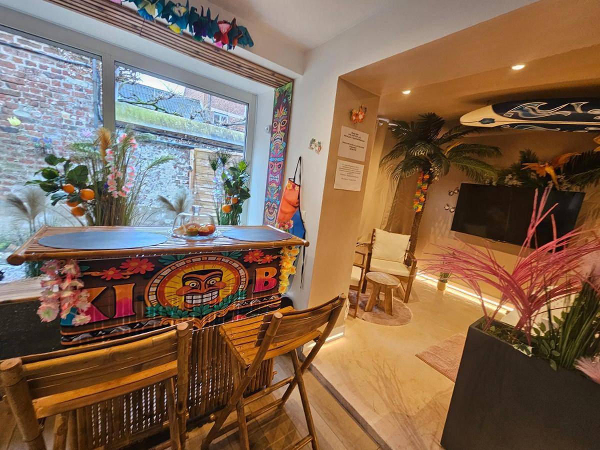 Appartement entier, L'Oasis Evasion de 60m2 avec Spa privatif et Design in La Bassée, Région de Lille