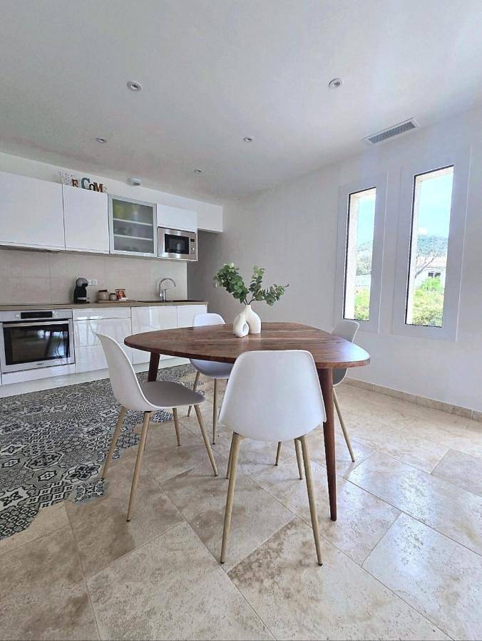 Location de vacances pour 5 personnes, avec jardin ainsi que piscine et vue à Moltifao - 3