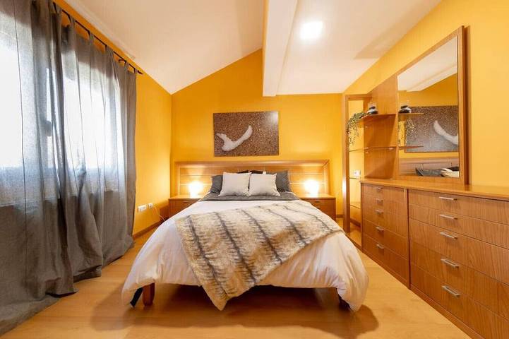 Ganze Wohnung, Charming Duplex Penthouse with Terraces in Burgo de Osma, Soria Provinz