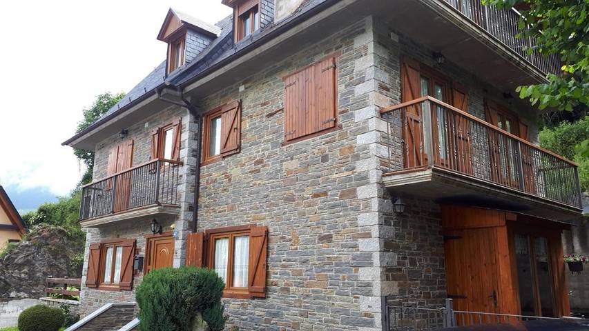 Casa rural para 6 personas, con Balcón y Terraza además de Jardín y Vistas en Garós - 4