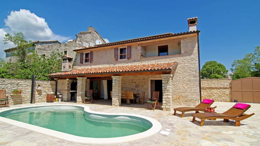 Ferienhaus für 6 Personen, mit Garten und Terrasse
