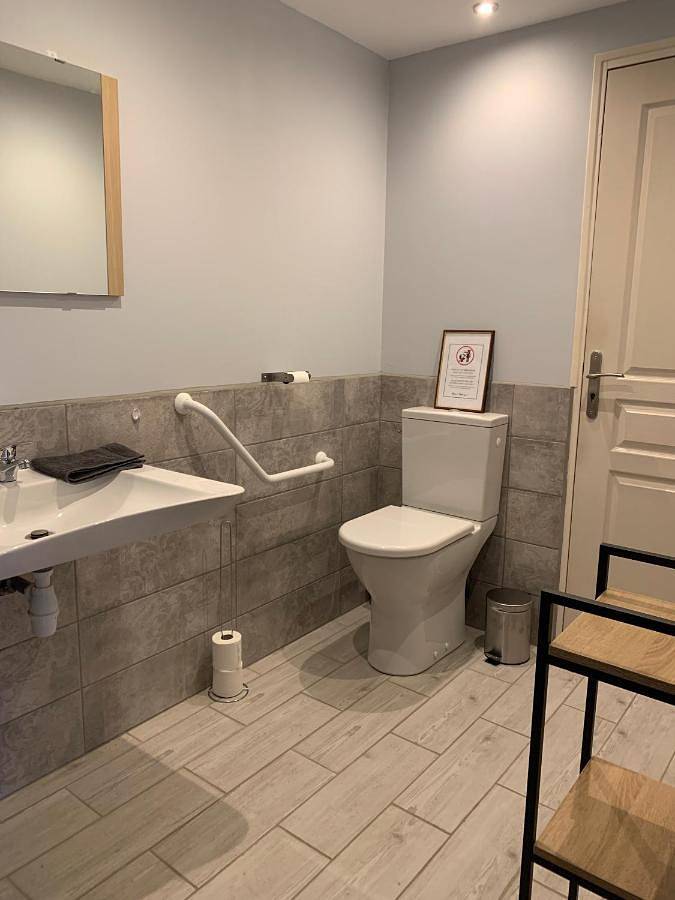 Appartement entier, Appartement rez de chaussée maison indépendant in Saint-Christol-lès-Alès, Région d'Alès