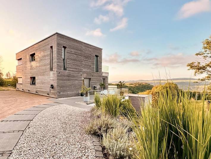 Ferienwohnung für 5 Personen, mit Ausblick und Sauna sowie Garten, mit Haustier im Ahrtal