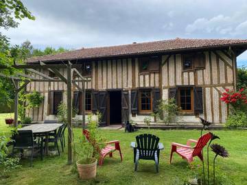 Cottage pour 2 personnes, avec jardin à Pontenx-les-Forges